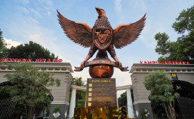Jalur Mandiri UNNES.- Ilustrasi UNNES. Ketahui 2 seleksi Jalur Mandiri UNNES 2024  - Ilustrasi tangkap layar/unnes.ac.id.