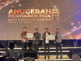 KPID BANTEN - KPID Banten berikan anugrah penyiaran TV dan radio terbaik di Provinsi Banten 2024. - Foto dok.AyoBacaNews.com.
