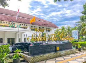 Tidak hanya terkenal dengan tempat wisata, Kota Bogor juga menyimpan banyak fakta unik yang menarik untuk diketahui. Dikutip dari berbagai sumber, berikut 7 fakta Kota Bogor. traveloka.