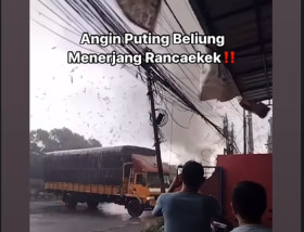 Dampak bencana angin puting beliung yang menerjang wilayah Rancaekek-Jatinangor, sebanyak 31 orang alami luka-luka. (Instagram/@inforck).