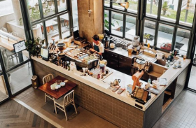 KAFE PALING DIREKOMENDASI - 5 rekomendasi tempat yang cocok buat nongkron dan belajar di Jakarta. commongroundsid.