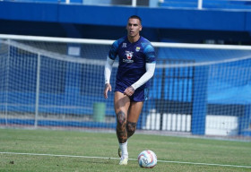 Jelang laga Persib vs Persija di Liga 1 2023/2024, Alberto Rodriguez mengaku tak sabar untuk menghadapi pertandingan besar. (Persib.co.id).