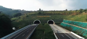 (Terowongan Tol Cisumdawu:foto/instagram resmi @jokowi)