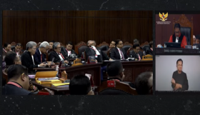 Juru Bicara MK, Fajar Laksono meyakinkan jika seluruh hakim MK sepanjang menangani perkara sengketa pemilu ini terus dipantau MKMK.
