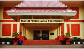 G30S PKI - Peristiwa G30S PKI, merupakan peristiwa besar bagi negeri ini. Lantas kenapa bisa terjadi di Indonesia? Ini penyebabnya. - Foto dok.museum.co.id.