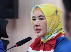 SPBU NAKAL AKAN DITUTUP - Dirut PT Pertamina (Persero) Nicke Widyawati menyetujui usulan Komisi VI DPR RI terkait pencabutan izin usaha SPBU yang melakukan kecurangan. (Instagram/@nicke_widyawati).