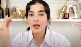SKINCARE - Punya kesadaran merawat kulit wajah sejak remaja, merupakan keputusan yang tepat. Tasya Farasya bagikan tahapan skincare simple untuk remaja. - Foto tangkap layar YouTube/tasya farasya.
