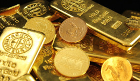INVESTASI - Ada banyak jenis investasi, termasuk emas dan saham. Namun, diantara keduanya, mana yang lebih menguntungkan? - Foto ilustrasi Pixabay/soofiatailor.
