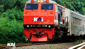INFO LOKER - PT KAI buka lowongan kerja, tersedia 4 loker di Juni 2024. -Instagram/@kai121_.