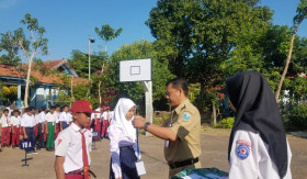 MPLS 2024 - Kegiatan MPLS harus positif dan edukatif, ini acara rekomendasi Kemendikbud sesuai kurikulum merdeka belajar. -Dok.probolinggokab.go.id.