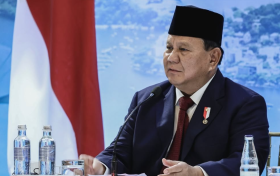 Presiden Prabowo Subianto. Kebijakan Prabowo menaikan pajak 12 persen dan pajak QRIS ditentang masyarakat. Prabowo yang banyak bicara patriotik dinilai omon-omon.