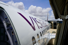 (maskapai Vistara/foto: unsplash.com)