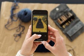 TEKNOLOGI- Smartphone Khusus! Solusi Tepat untuk Gamers, Fotografer, dan Pengguna Senior (Sumber: https://eraspace.com/)