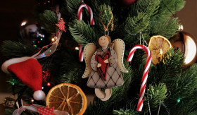 NATAL - Ada beberapa simbol yang sangat identik dengan Natal, namun apakah makna sebenarnya? - Foto ilustrasi Pixabay/pasja1000.