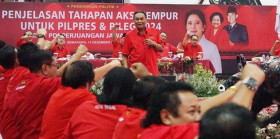 (Bambang pacul pada saat acara/foto: pdiperjuangan.id)
