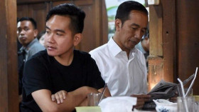 Wakil Presiden terpilih 2024, Gibran Raka Bumi dikabarkan akn segera mengundurkan diri sebagai Wali Kota Solo pada akhir Juli 2024 ini.
