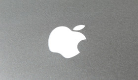 TAX HOLIDAY APPLE - Terungkap sudah alasan iPhone 16 belum rilis di Indonesia. Apple minta tax holiday. - Foto ilustrasi Pixabay/jankuss.