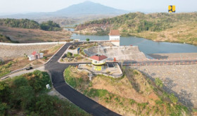 (Bendungan Cipanas yang terletak di Kabupaten Sumedang/foto: pu.go.id)