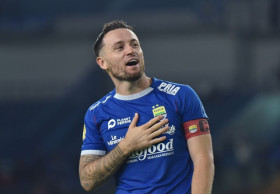 Kapten tim Persib, Marc Klok optimistis dan tetap menaruh waspada terhadap kekuatan Port FC. (Foto: Persib).