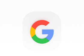 Google - Ilustrasi logo Google. Fitur baru latihan bicara pada Penelusuran bantu pengguna meningkatkan keterampilan bercakap. Ilustrasi/Freepik.