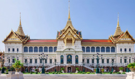 REKOMENDASI- 7 Tempat Wisata Gratis di Bangkok untuk Liburan Seru dan Hemat (Sumber: https://upload.wikimedia.org/)
