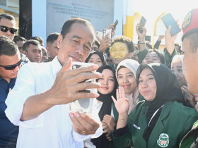 JOKOWI - Siap Untuk Pensiun, Istana Sebut Jokowi Akan Pilih Sendiri Lokasi Rumah Pensiun di Karanganyar - setkab.go.id