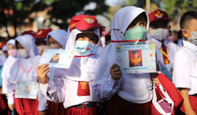 MPLS 2024 - Kemendikbud beri imbau pihak sekolah lakukan kegiatan positif dan edukatif saat MPLS. -Dok.bandung.go.id.