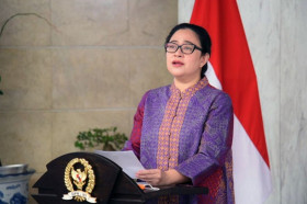 PEMERINTAH PERLU MERANGKUL PKL - Ketua DPR RI, Puan Maharani jembatani UKM dengan instansi pendidikan. (Foto: dpr.go.id).