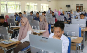 UTBK-SNBT 2024 -Ilustrasi pelaksanaan UTBK. Siap-siap seleksi UTBK 2024 segera dimulai, cek ketentuan tambahan dan jadwal gelombang sesi pagi dan siang. -Ilustrasi/unair.ac.id.