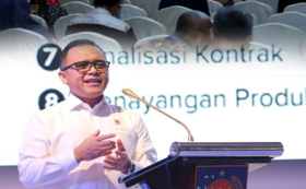 HONORER - Menurut MenPAN RB, Abdullah Azwar Anas, PP tersebut diharapkan selesai pada akhir April 2024, seperti yang dilaporkan dalam laman resmi menpan.go.id pada Sabtu, 13 April 2024. -@azwaranas.a3.