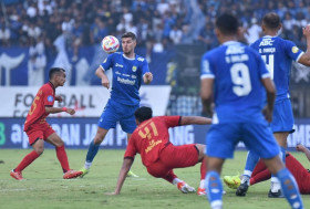 Berikut sanksi Persib Bandung buntut kericuhan suporter di Stadion Si Jalak Harupat, pada September lalu. (Foto: Persib.co.id).
