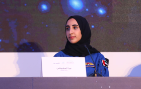 MUSLIMAH PERTAMA -  Nora Al-Matrooshi akan menjadi wanita muslim pertama yang menjelajah luar angkasa. - Instagram @astronaut_nora.