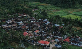 WISATA SARIBU GONJONG - Destinasi wisata yang memperlihatkan budaya di Sumatera Barat. - Foto dok.jadesta.kemenparekraf.go.id.