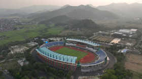 OLAHRAGA- Tips Anti Macet! Rekomendasi Jalur Menuju Pertandingan Persib Bandung VS Persija Jakarta (Sumber: https://id.wikipedia.org/)