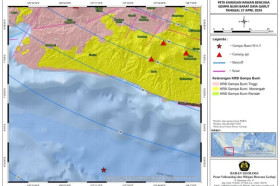 Sekretaris Daerah (Sekda) Provinsi Jawa Barat, Herman Suryatman meminta semua perangkat pemerintahan memantau dan mendata warga terdampak gempa.
