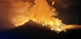 Dari rentetan gempa yang terjadi jumlah terbanyak gempa vulkanik dangkal. Tampak dalam banyak rekaman viral milik warga, asap kawah berwarna putih dan kelabu dan terlihat sangat tebal.