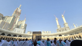 Ilustrasi ibadah haji di Makkah - Jamaah haji asal Indonesia keluhkan tempat tidur kurang nyaman di Mina, Arab Saudi. Dok: Kemenag.