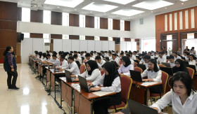 CASN 2024 FRESH GRADUATE -Ilustrasi proses seleksi CASN. Jokowi tetapkan nasib fresh graduate dalam seleksi CASN. Posisi CPNS kali ini ada yang berbeda. -Ilustrasi/setkab.go.id.
