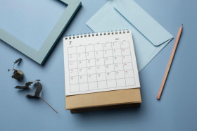 Ilustrasi kalender jadwal daftar beasiswa berprestasi Kemendikbud 2024. Ilustrasi/Freepik.