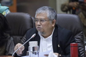 PEMERINTAH AKAN BAGIKAN KONDOM - Anggota Komisi IX DPR RI, Ansory Siregar menyesalkan aturan tersebut, dan minta PP 28 Tahun 2024 dicabut. (Foto: dpr.go.id).