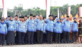 CPNS 2024 - Pelamar CPNS 2024 perlu ketahui, berapa batas usia pensiun seorang PNS sesuai jabatannya. - Foto dok/setkab.go.id.