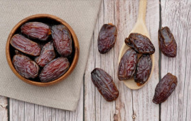 QADHA PUASA RAMADHAN –Ilustrasi buah kurma. Quraish Shihab menjawab pertanyaan yang paling utama antara qadha Ramadhan atau puasa Syawal. -Ilustrasi Pixabay/pictavio.
