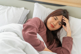Ilustrasi insomnia - Rupanya empat cara ini bisa mengubah kualitas tidur menjadi baik dan mengatasi masalah gangguan tidur. Ilustrasi/Freepik.