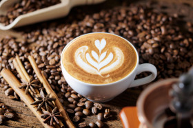 SKINCARE-  Mitos atau Fakta? Masker Kopi untuk Menghilangkan Bekas Jerawat (Sumber: https://blog.bookingtogo.com/)