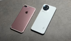 IPHONE 7 PLUS - Perbandingan antara Hp Itel S23 dengan iPhone 7 Plus, mana kamera yang paling unggul. - Foto tangkap layar YouTube/Watch Watch.