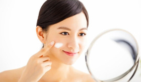 TIPS- Rekomendasi Produk Skincare Alami Sambut Ramadan 2025: Pilihan Melembapkan yang Sesuai Budget (Sumber: https://www.alodokter.com/)