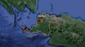FAKTA SEJARAH BANTEN - Banten otomatis tidak terpengaruh bahasa Jawa Mataram, khusus di daerah selatannya adalah wilayah yang cukup tertutup dan masih dihuni masyarakat adat Baduy dan orang Kanekes yang masih menjaga ritual dan budaya lamanya.