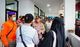 PERINTAH KAPOLRI - Kepala Kepolisian Negara Republik Indonesia (Kapolri) Jenderal Listyo Sigit Prabowo mengambil sikap tegas.

Kapolri memerintahkan untuk membuka akses masuk rest area selama rekayasa lalu lintas (lalin) contraflow. @liystiosigit